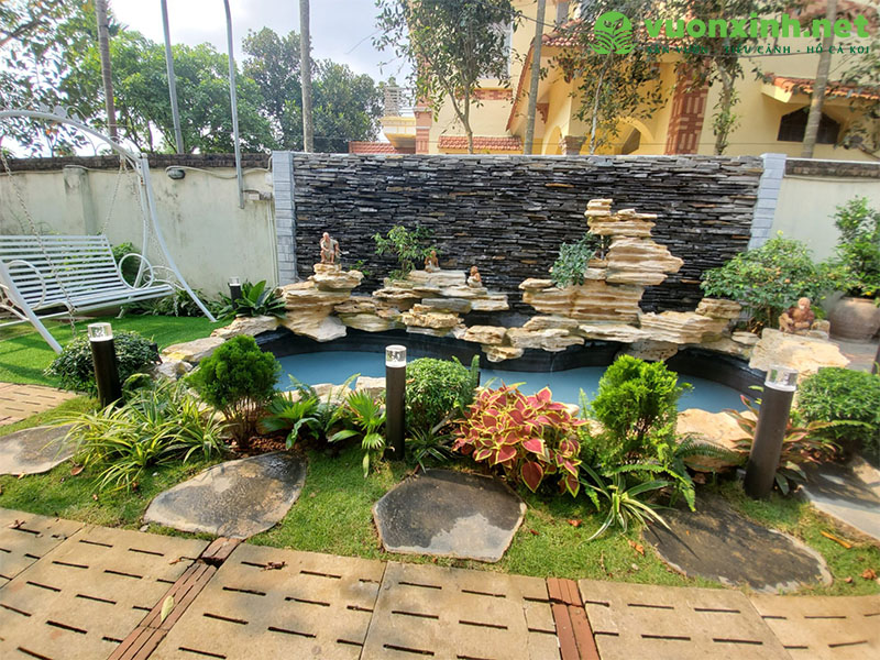 Hồ cá koi sân vườn